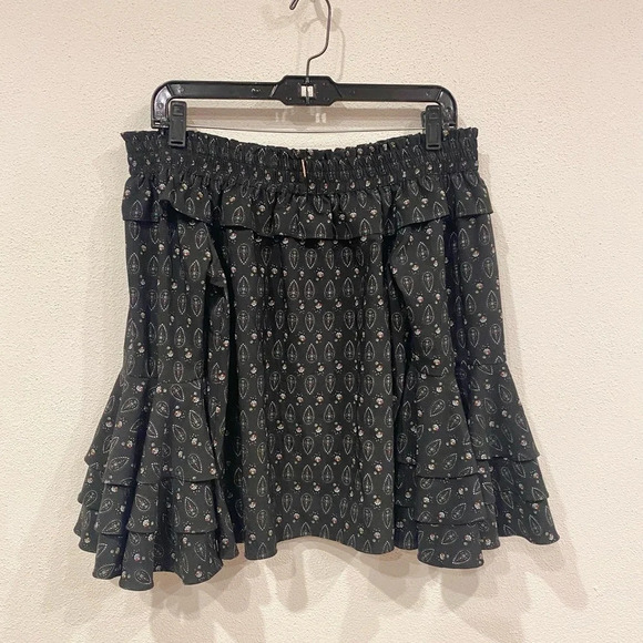 MISA Saskiya Off the Shoulder Top in Black Size Small EUC - Picture 5 of 5